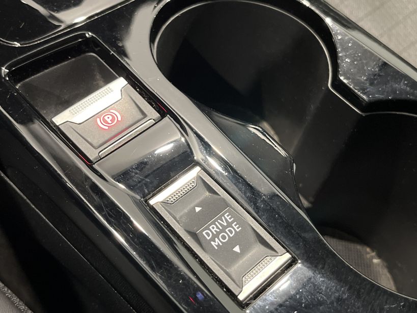 PEUGEOT 208 2021 - Photo n°20