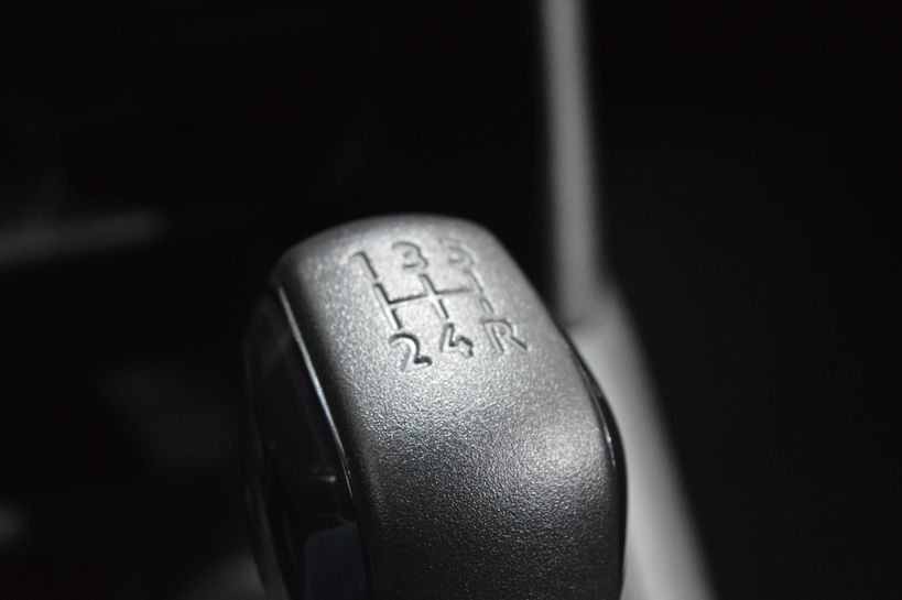 PEUGEOT 208 2018 - Photo n°13