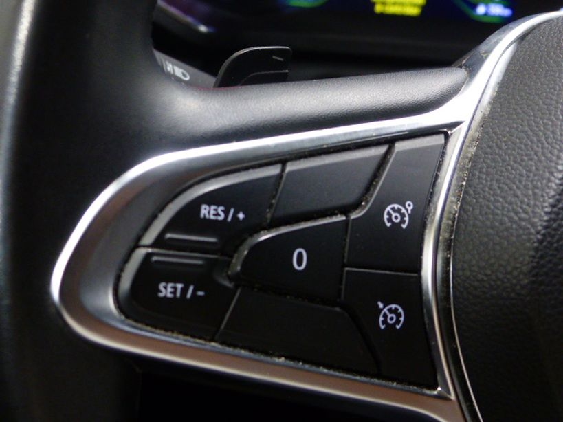 RENAULT CAPTUR 2021 - Photo n°22
