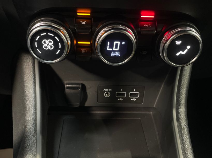 RENAULT CAPTUR 2021 - Photo n°19