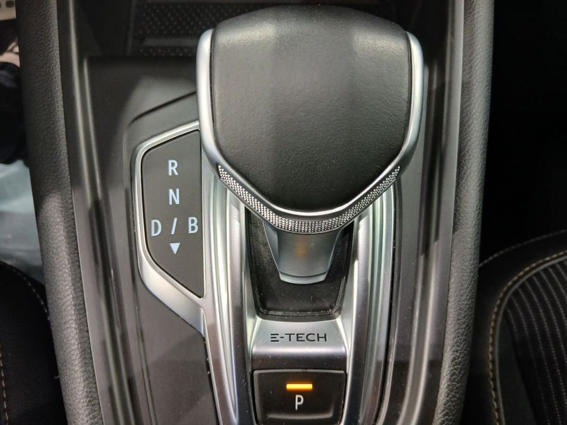 RENAULT CAPTUR 2022 - Photo n°16