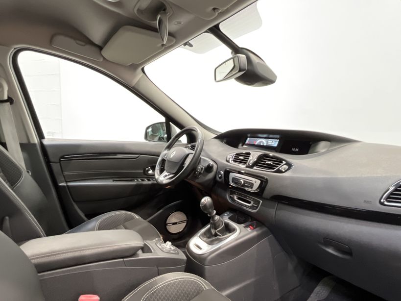 RENAULT SCENIC III 2015 - Photo n°21