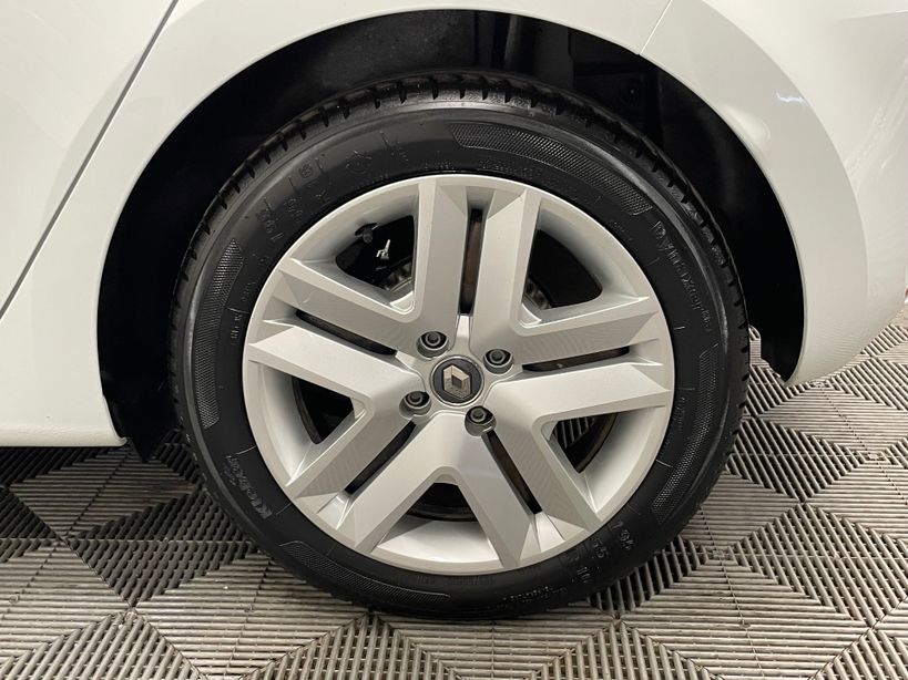 RENAULT CLIO V 2021 - Photo n°31