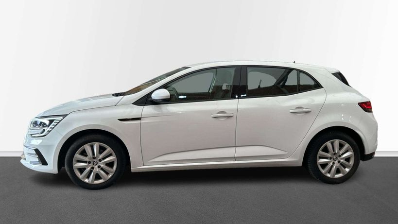 RENAULT MEGANE IV BERLINE 2022 - Photo n°8