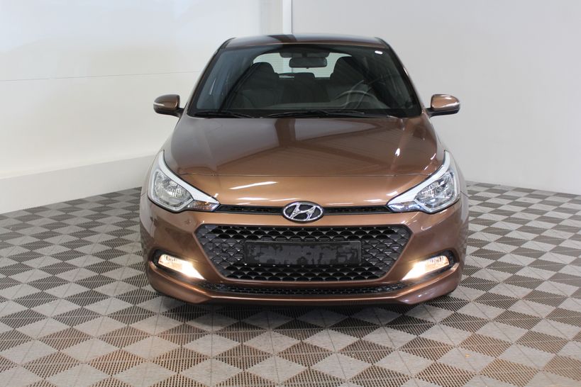 HYUNDAI i20 2018 - Photo n°2