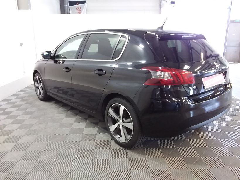 PEUGEOT 308 2020 - Photo n°6