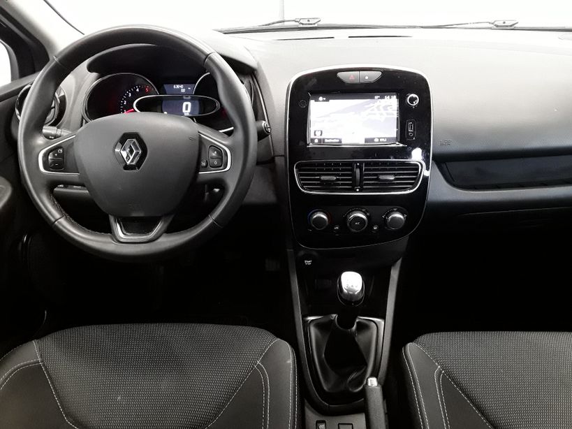 RENAULT CLIO IV ESTATE 2017 - Photo n°10