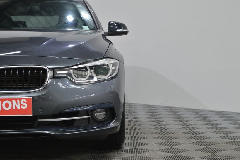 BMW SERIE 3 F30 LCI2 2017 - Photo n°44