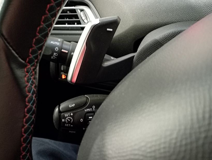 PEUGEOT 308 2020 - Photo n°28
