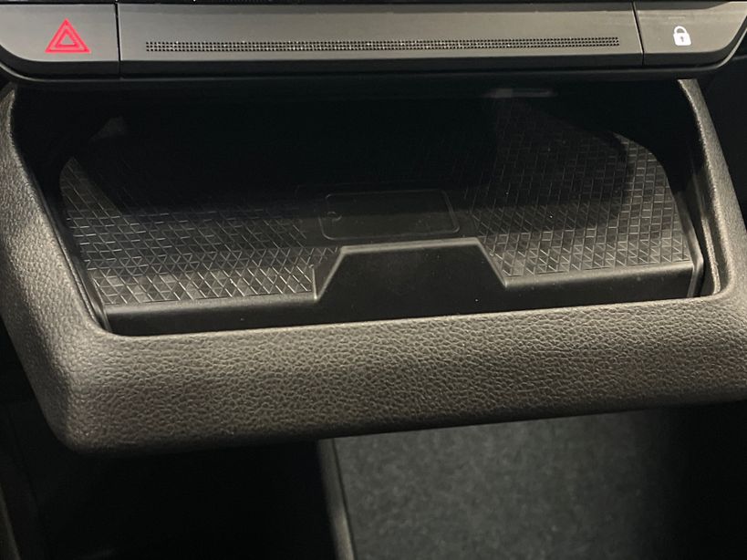 RENAULT MEGANE E TECH 2023 - Photo n°18