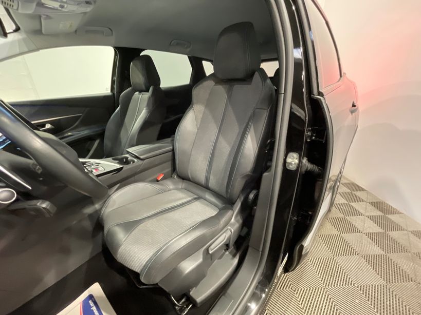 PEUGEOT 3008 2023 - Photo n°9