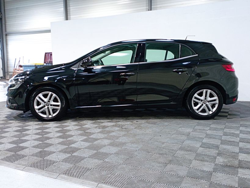 RENAULT MEGANE IV BERLINE BUSINESS 2019 - Photo n°5