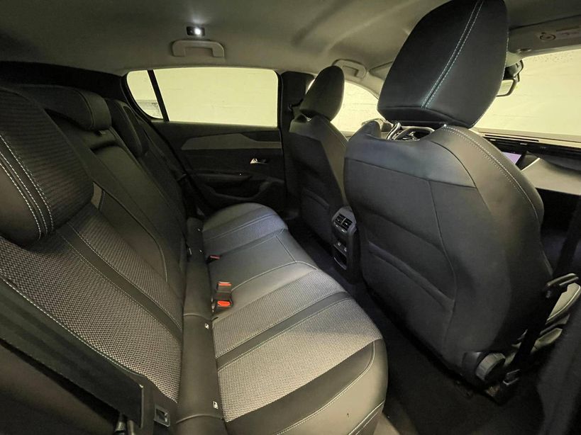 PEUGEOT 308 2023 - Photo n°18
