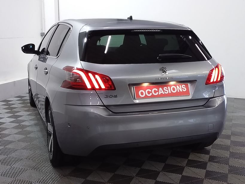 PEUGEOT 308 2019 - Photo n°6