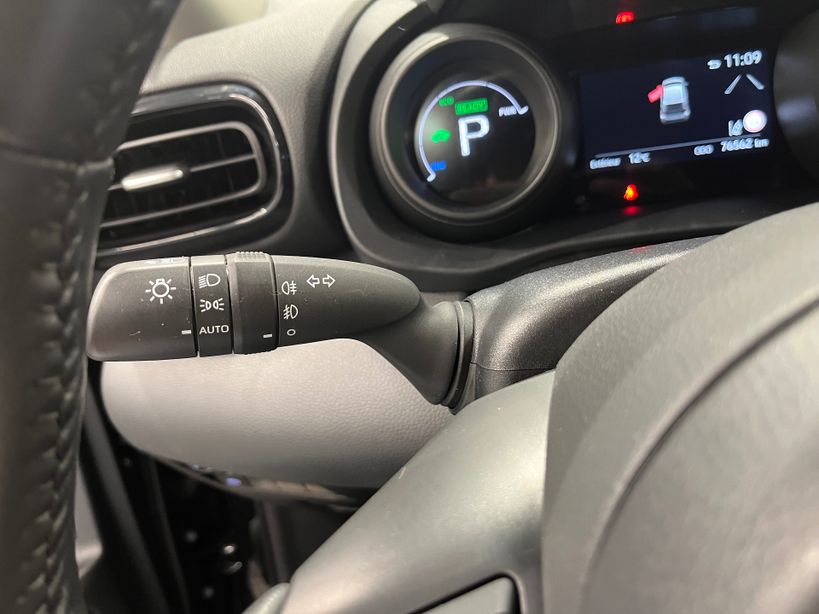 TOYOTA YARIS HYBRIDE MY20 2022 - Photo n°14