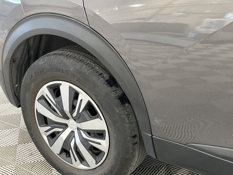 PEUGEOT 2008 BUSINESS 2021 - Photo n°17