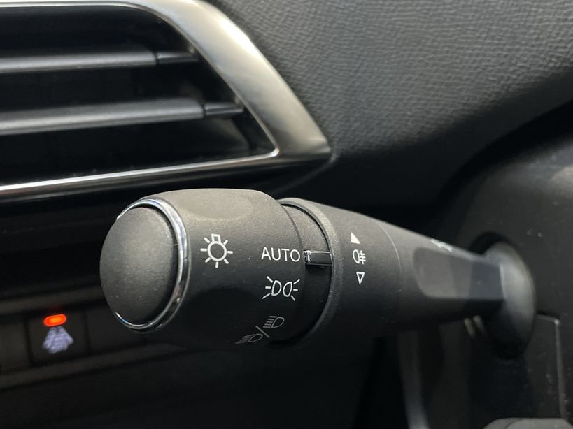 PEUGEOT 5008 2023 - Photo n°31