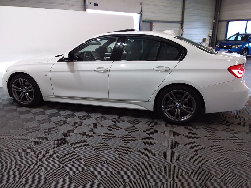 BMW SERIE 3 F30 LCI2 2019 - Photo n°29