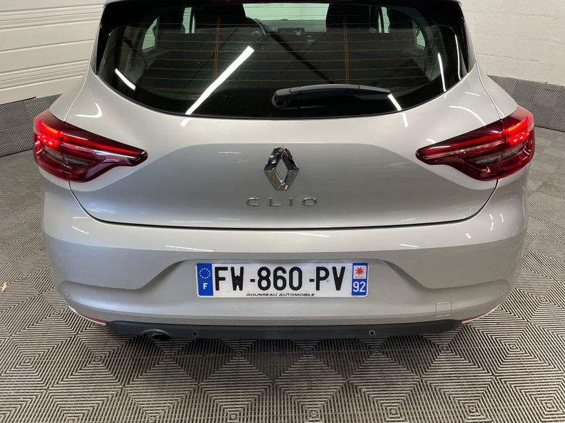RENAULT CLIO V 2021 - Photo n°1