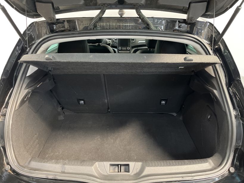 RENAULT MEGANE IV BERLINE 2020 - Photo n°48