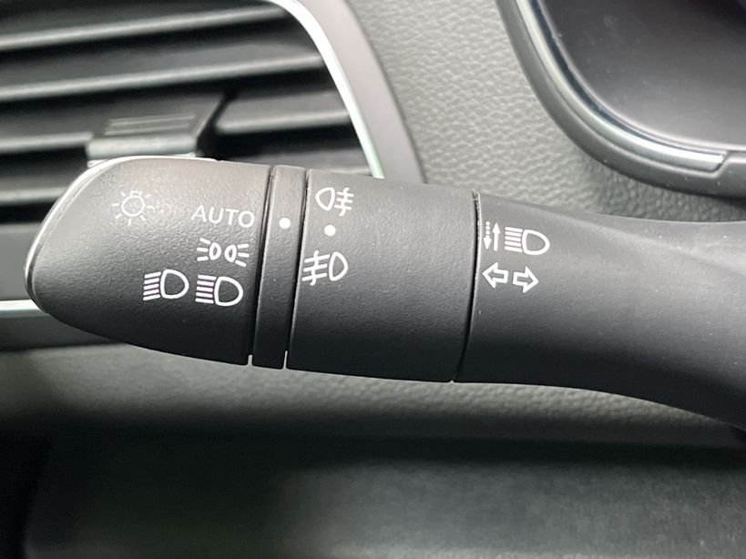 RENAULT MEGANE IV ESTATE 2020 - Photo n°28