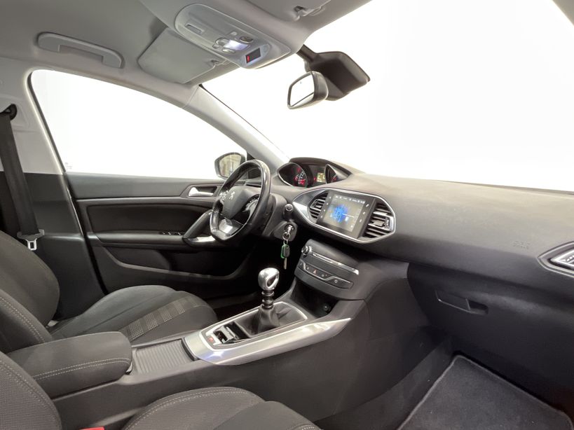 PEUGEOT 308 2015 - Photo n°22