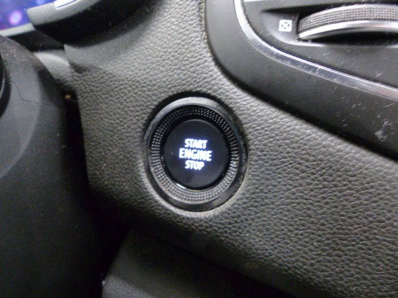 RENAULT MEGANE IV ESTATE 2020 - Photo n°24