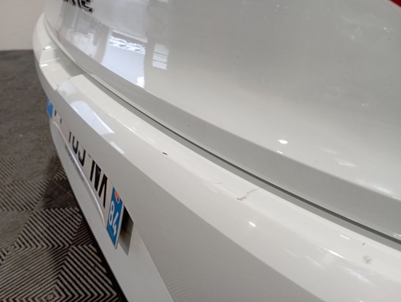 RENAULT MEGANE IV BERLINE BUSINESS 2019 - Photo n°5