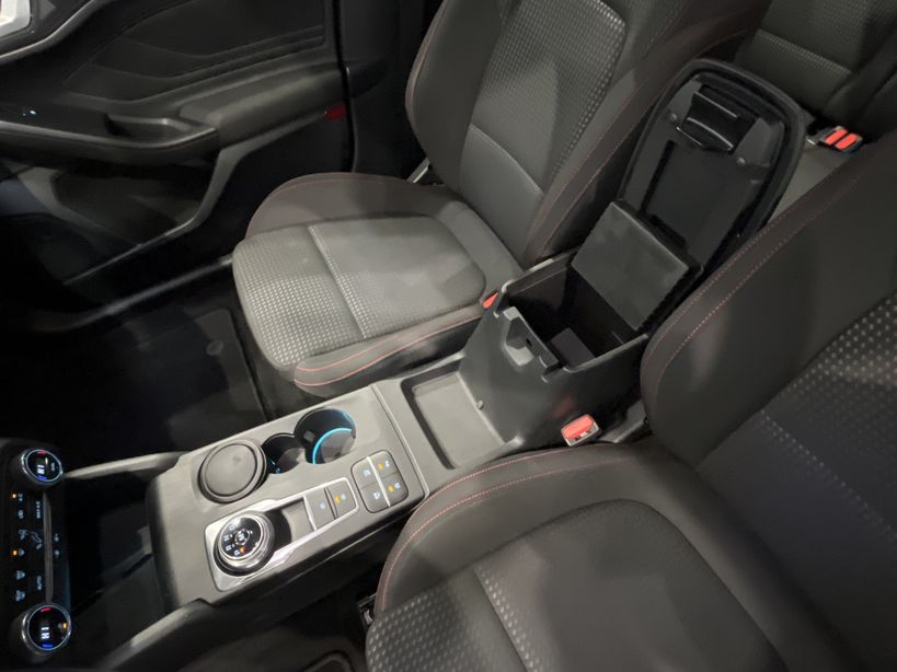 FORD FOCUS 2021 - Photo n°19