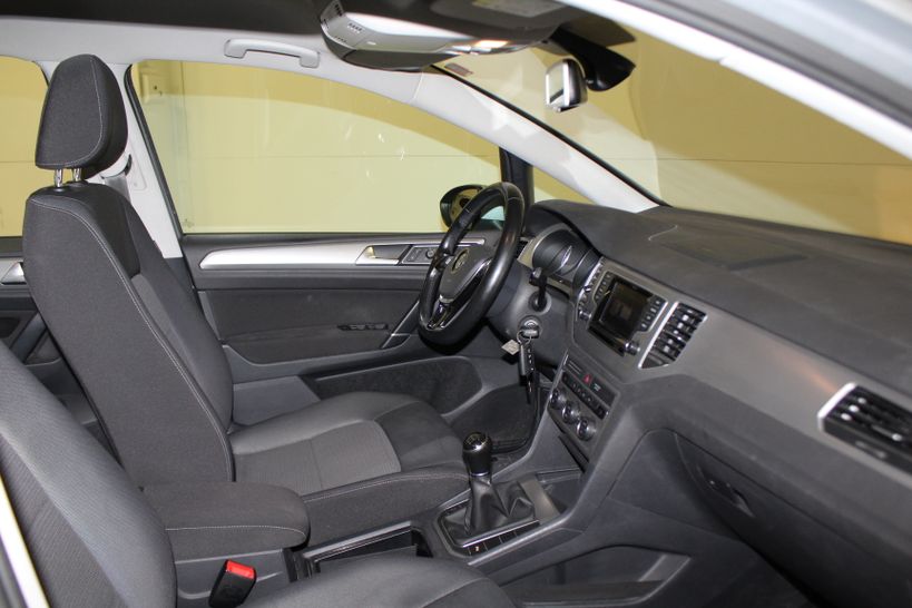 VOLKSWAGEN GOLF SPORTSVAN 2014 - Photo n°6