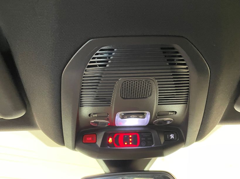 PEUGEOT 3008 2023 - Photo n°25