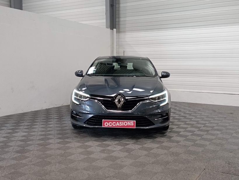 RENAULT MEGANE IV BERLINE 2021 - Photo n°2