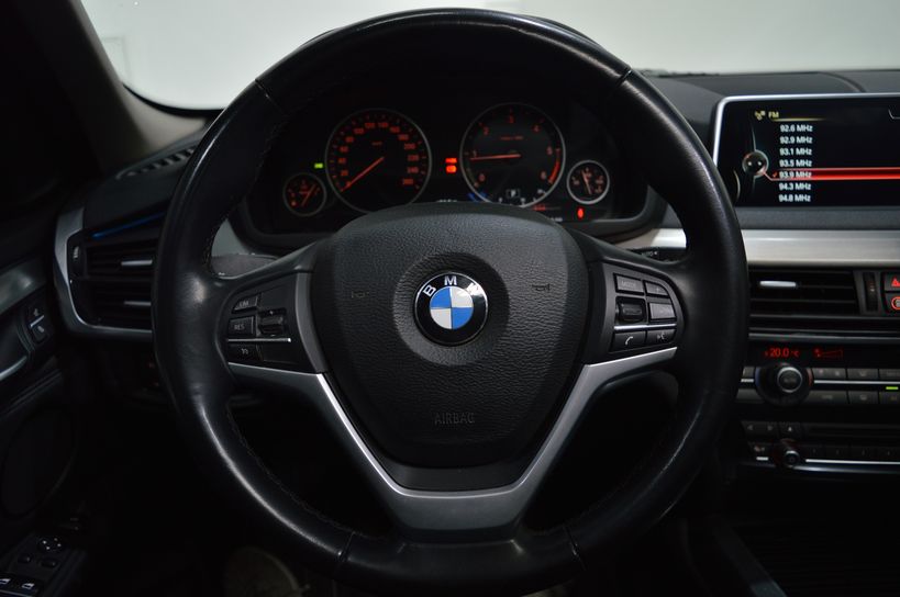 BMW X5 F15 2015 - Photo n°12
