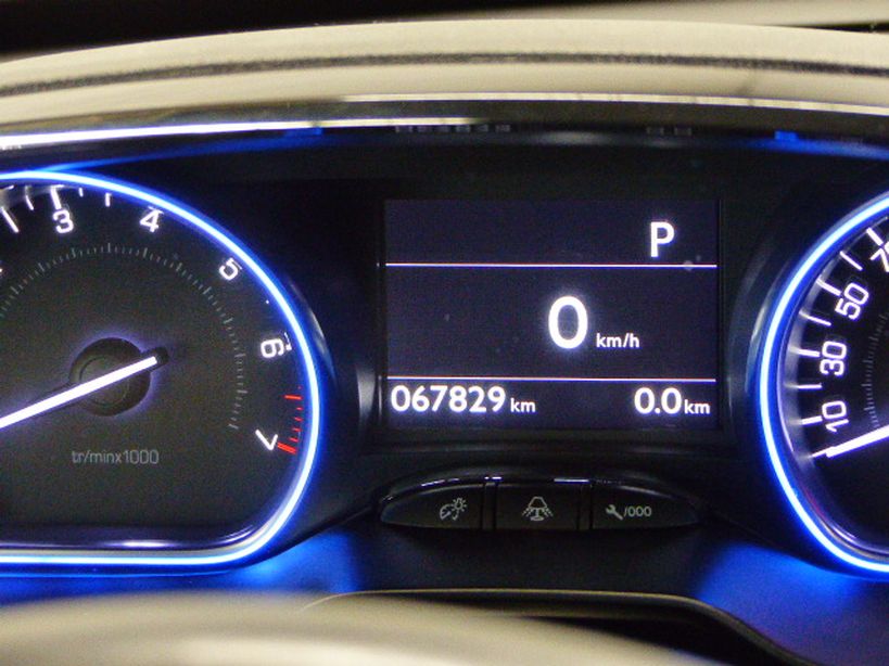 PEUGEOT 2008 2016 - Photo n°9