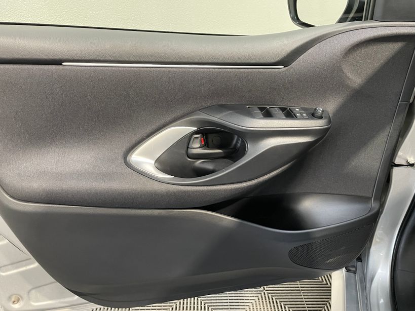 TOYOTA YARIS HYBRIDE 2025 - Photo n°36