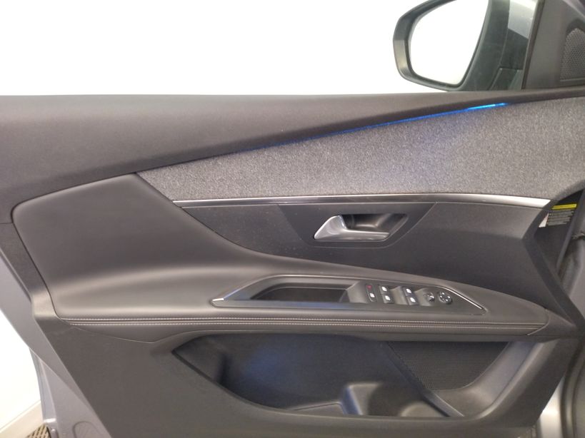 PEUGEOT 3008 2017 - Photo n°11