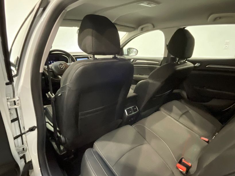 RENAULT MEGANE IV BERLINE 2021 - Photo n°37