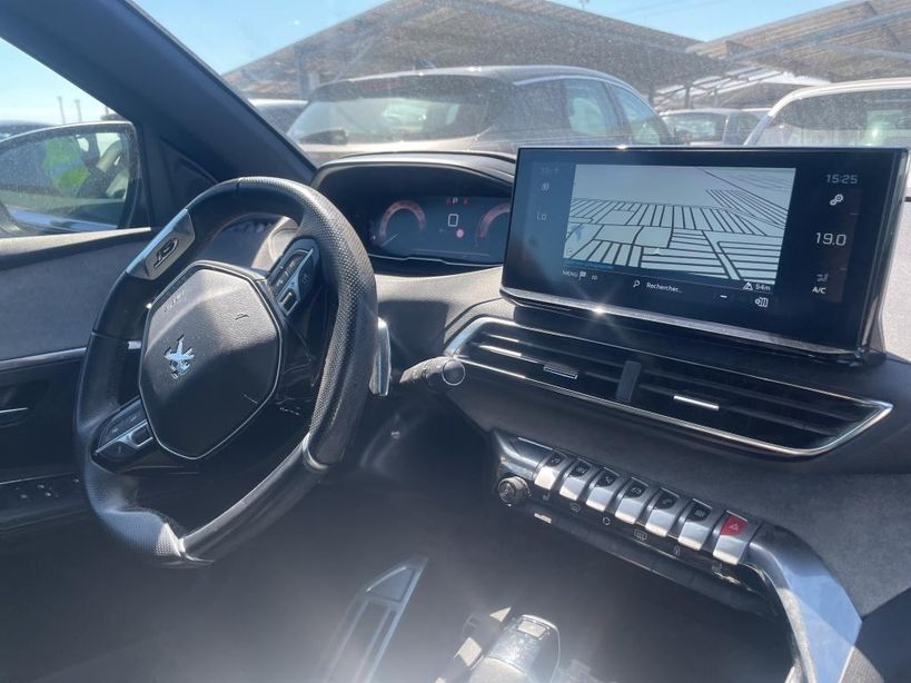 PEUGEOT 5008 2021 - Photo n°6