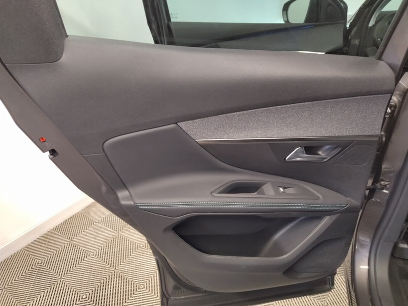 PEUGEOT 3008 2022 - Photo n°16