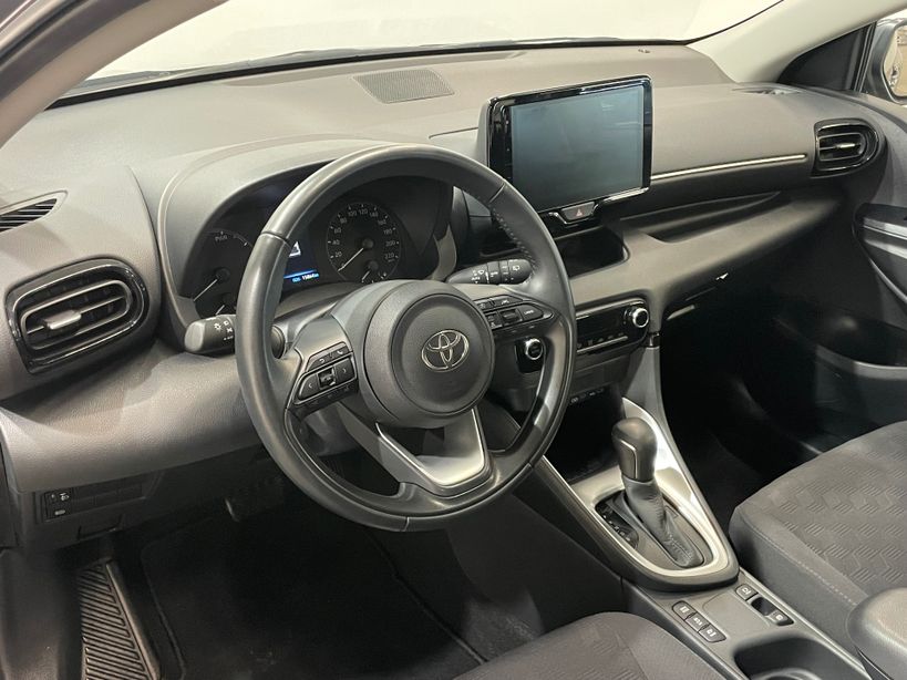 TOYOTA YARIS HYBRIDE 2025 - Photo n°12