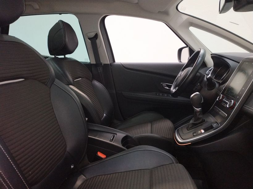 RENAULT SCENIC IV 2018 - Photo n°12