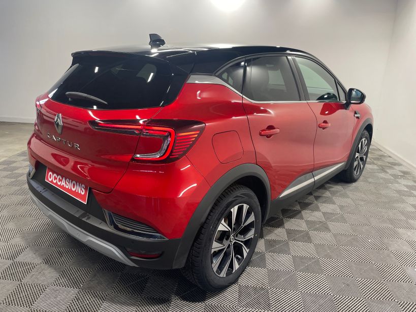 RENAULT CAPTUR 2023 - Photo n°6