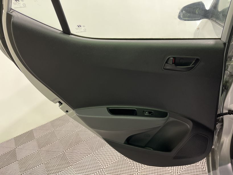 HYUNDAI i10 2019 - Photo n°34