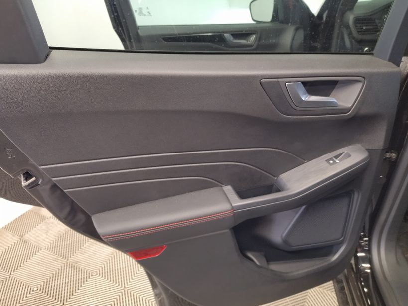 FORD KUGA 2021 - Photo n°21