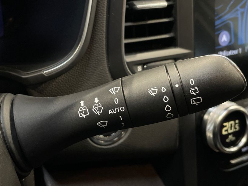 RENAULT MEGANE IV BERLINE 2021 - Photo n°27