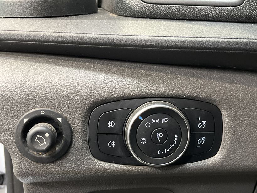 FORD TRANSIT FOURGON 2020 - Photo n°33