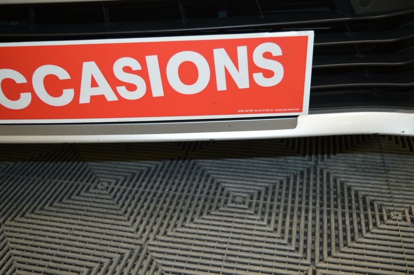 RENAULT MEGANE IV BERLINE BUSINESS 2017 - Photo n°11