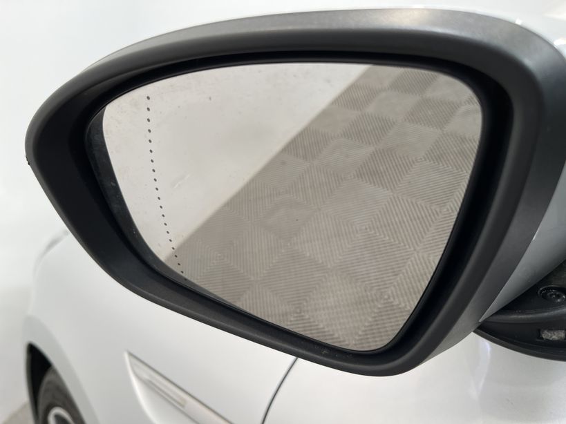RENAULT MEGANE IV BERLINE BUSINESS 2021 - Photo n°45