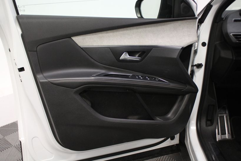 PEUGEOT 5008 2018 - Photo n°40
