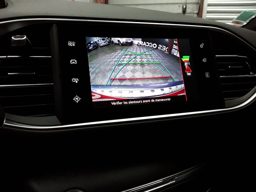 PEUGEOT 308 SW 2015 - Photo n°14